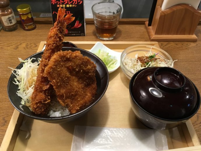 タレカツと海老フライ 合いもり丼