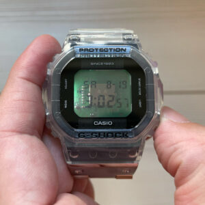 実機レビュー 装着感が最高！G-SHOCK40周年限定モデル「DWE-5640RX-7JR」クリアリミックスシリーズ